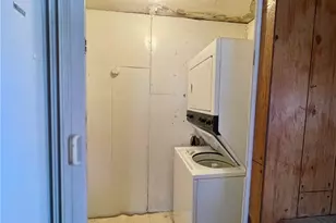 217 Lakeview Drive E, Thomasville, NC 27360 - Photo 7