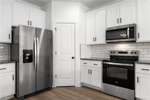 114 Indian Wls Ct, Harmony, NC 28634 - Photo 9