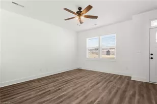 115 Indian Wls Ct, Harmony, NC 28634 - Photo 3