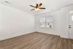 119 Indian Wls Ct, Harmony, NC 28634 - Photo 3