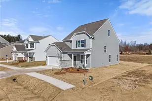 334 Blooming Maple Dr, Kernersville, NC 27284 - Photo 3