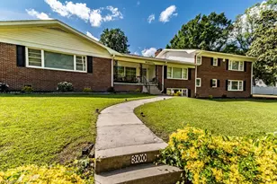 300 Edgedale Dr, High Point, NC 27262 - Photo 5