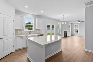 2102 Channel St, Graham, NC 27253 - Photo 9