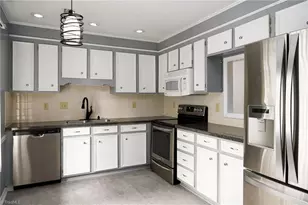 3138 Burke Mill Ct, Winston-Salem, NC 27103 - Photo 9