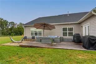 8663 Stone Valley Dr, Clemmons, NC 27012 - Photo 29