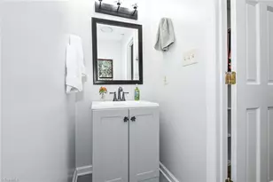 6204 Muirfield Dr, Greensboro, NC 27410 - Photo 37