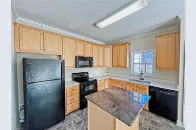 4445 Baylor Street, Greensboro, NC 27455 - Photo 5