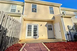 4445 Baylor St, Greensboro, NC 27455 - Photo 19