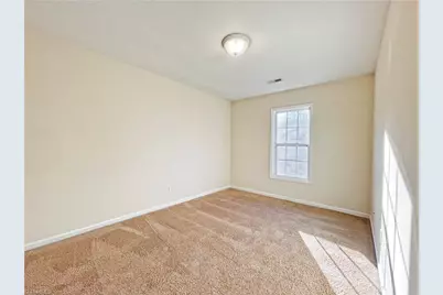 4445 Baylor Street, Greensboro, NC 27455 - Photo 15