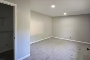 1746 Stoneybrook Dr, High Point, NC 27265 - Photo 11