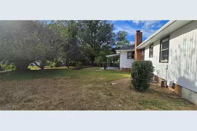 1746 Stoneybrook Drive, High Point, NC 27265 - Photo 43