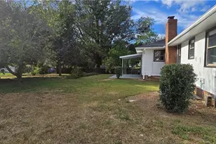 1746 Stoneybrook Dr, High Point, NC 27265 - Photo 43