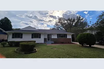 1746 Stoneybrook Drive, High Point, NC 27265 - Photo 5