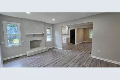 1746 Stoneybrook Drive, High Point, NC 27265 - Photo 9