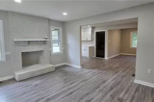 1746 Stoneybrook Dr, High Point, NC 27265 - Photo 9