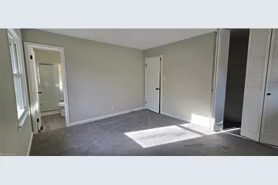 1746 Stoneybrook Drive, High Point, NC 27265 - Photo 33