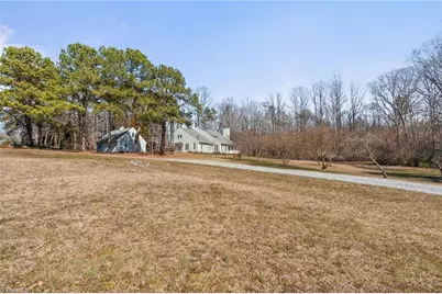 9204 Nc Highway 109, Wallburg, NC 27107 - Photo 5