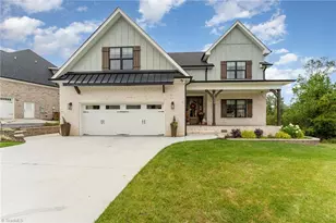 4304 Griffins Gate Ln, Greensboro, NC 27407 - Photo 3