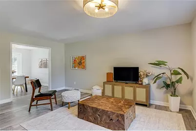 4502 Bromley Drive, Greensboro, NC 27406 - Photo 5