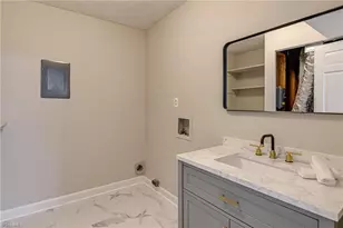 4502 Bromley Dr, Greensboro, NC 27406 - Photo 19