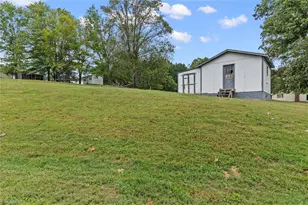 212 Bluemont Rd, Mount Airy, NC 27030 - Photo 21