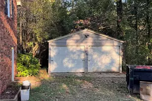 215 Cardinal Ln, Ronda, NC 28670 - Photo 15