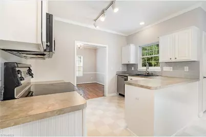 4794 Silver Creek Drive, Greensboro, NC 27410 - Photo 15