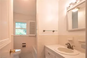 5405 Fieldswood Dr, Greensboro, NC 27406 - Photo 17