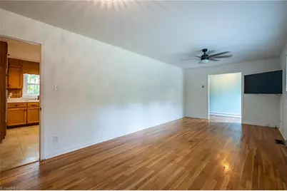 5405 Fieldswood Drive, Greensboro, NC 27406 - Photo 11