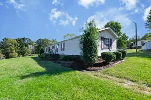 421 Wil O Pat Rd, Reidsville, NC 27320 - Photo 25