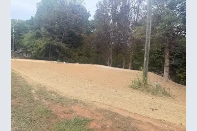 130 Sherry Lane, Mount Airy, NC 27030 - Photo 5