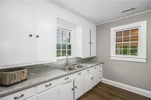 26 Harrington Ave, Lexington, NC 27292 - Photo 17