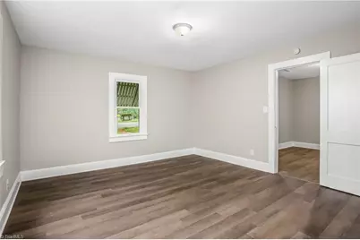 26 Harrington Avenue, Lexington, NC 27292 - Photo 3