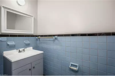 26 Harrington Avenue, Lexington, NC 27292 - Photo 5