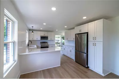 310 Sedge Garden Road, Kernersville, NC 27284 - Photo 7