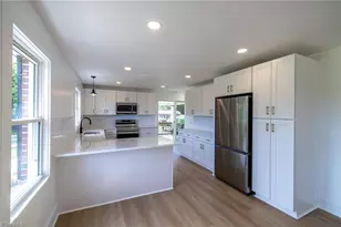 310 Sedge Garden Rd, Kernersville, NC 27284 - Photo 7