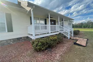 6660 Alamance County Line Rd, Liberty, NC 27298 - Photo 5