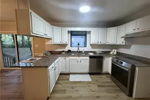 6900 Harpervalley Ln, Clemmons, NC 27012 - Photo 11