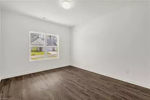 301 Beeson Ct, Clemmons, NC 27012 - Photo 15