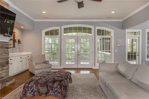 203 Monk Ct, North Wilkesboro, NC 28659 - Photo 9