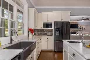 203 Monk Ct, North Wilkesboro, NC 28659 - Photo 13