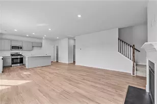 2503 Raspberry Hl Dr, Winston-Salem, NC 27106 - Photo 9