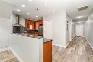 360 S Elm St, Greensboro, NC 27401 - Photo 9