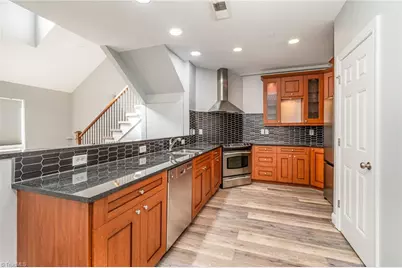 360 S Elm Street, Greensboro, NC 27401 - Photo 11