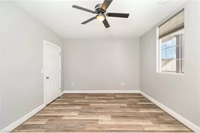 360 S Elm Street, Greensboro, NC 27401 - Photo 15