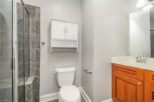 360 S Elm St, Greensboro, NC 27401 - Photo 21