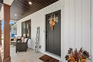 218 Taylor St, Yadkinville, NC 27055 - Photo 5