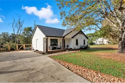 218 Taylor Street, Yadkinville, NC 27055 - Photo 1