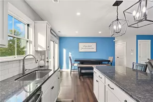 218 Taylor St, Yadkinville, NC 27055 - Photo 17