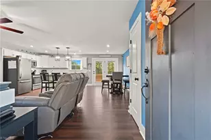 218 Taylor St, Yadkinville, NC 27055 - Photo 7